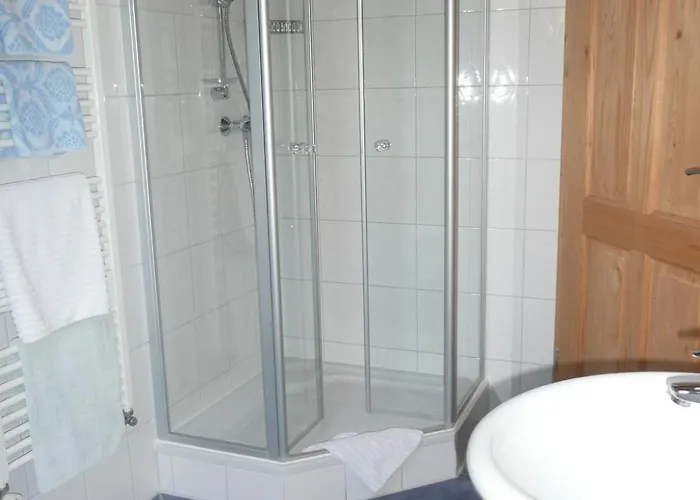 Caesar - Garni Bed & Breakfast 3*